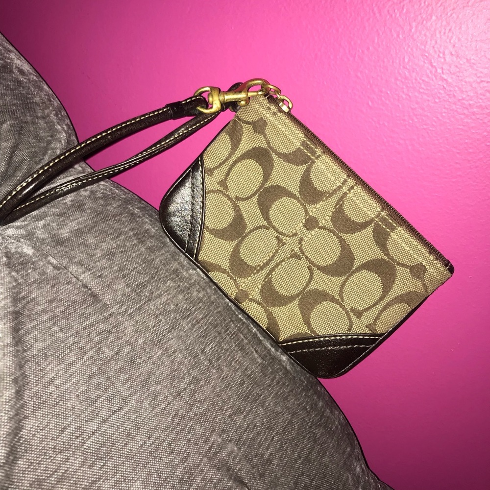 Classic Coach Wristlet